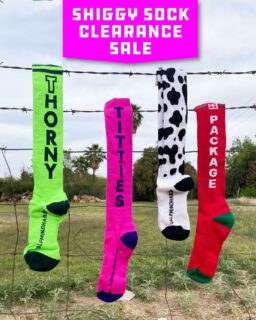 Help me make room in my home but getting some Shiggy Socks in the cheap! Link in profile ⬆️

#hashhab #shiggy #shiggysocks #halfminds #hashers